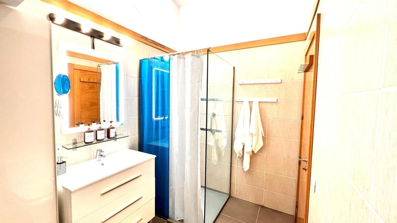 Oasis Beach Holiday Home With Jacuzzi Плая дел Инглес Екстериор снимка